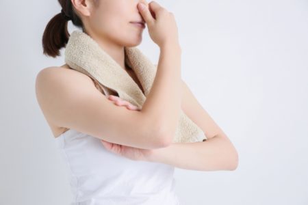 汗,酸っぱい匂い,子供,大人,ケア,方法